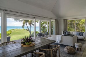 Villa, 3 Bedrooms, Beachfront (Private Pool)