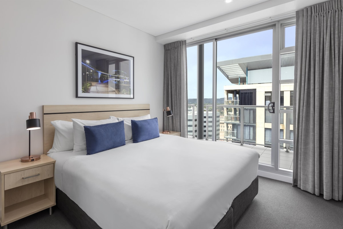 Executive 3 Bedrooms (No Housekeeping)