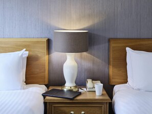 Classic Room, 2 Twin Beds | Premium bedding, in-room safe, desk, laptop workspace - Mercure Sheffield Kenwood Hall & Spa (Sheffield)