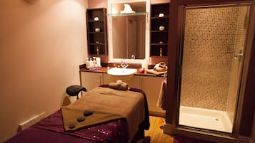 Kropsbehandlinger, hot stone-massage, body wrap-behandlinger