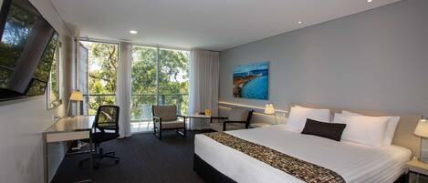 Ropa de cama de alta calidad y minibar