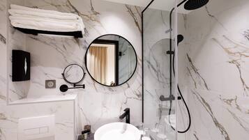 Chambre Double Supérieure | Salle de bain