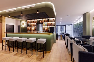 Bar (in der Unterkunft)