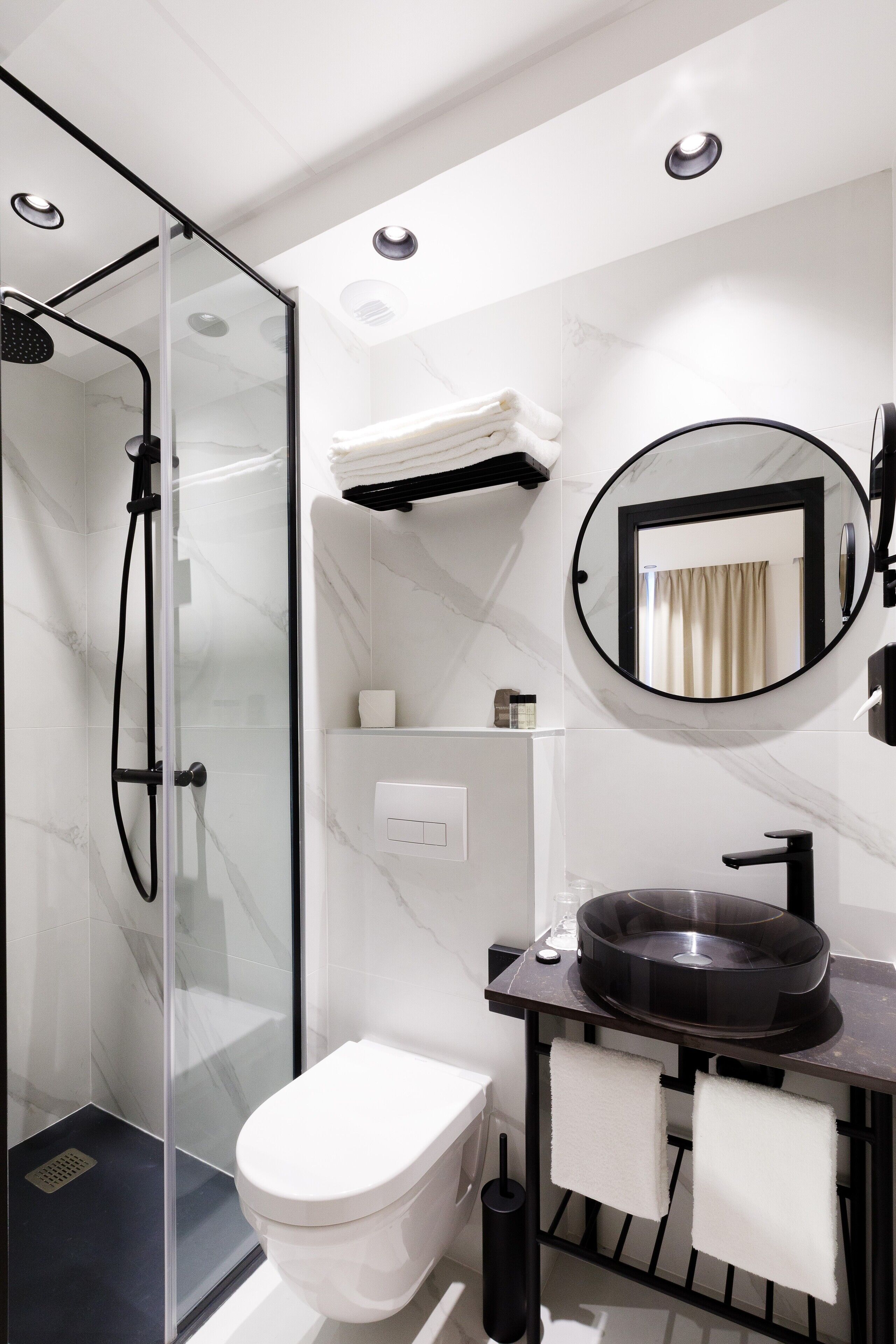 superior twin room | bathroom | shower, free toiletries, hair dryer, slippers