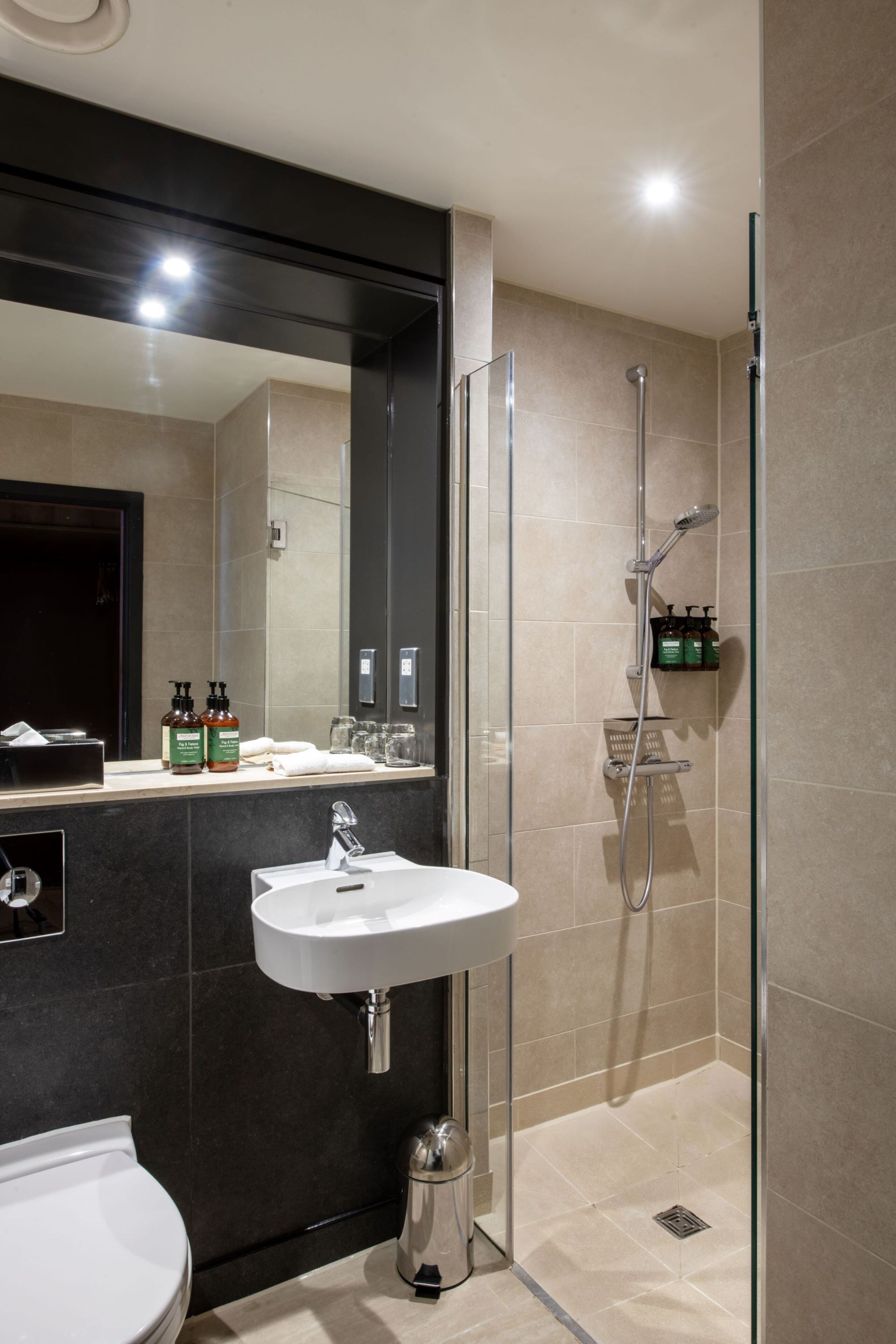 city plus twin room | bathroom | designer toiletries, hair dryer, towels