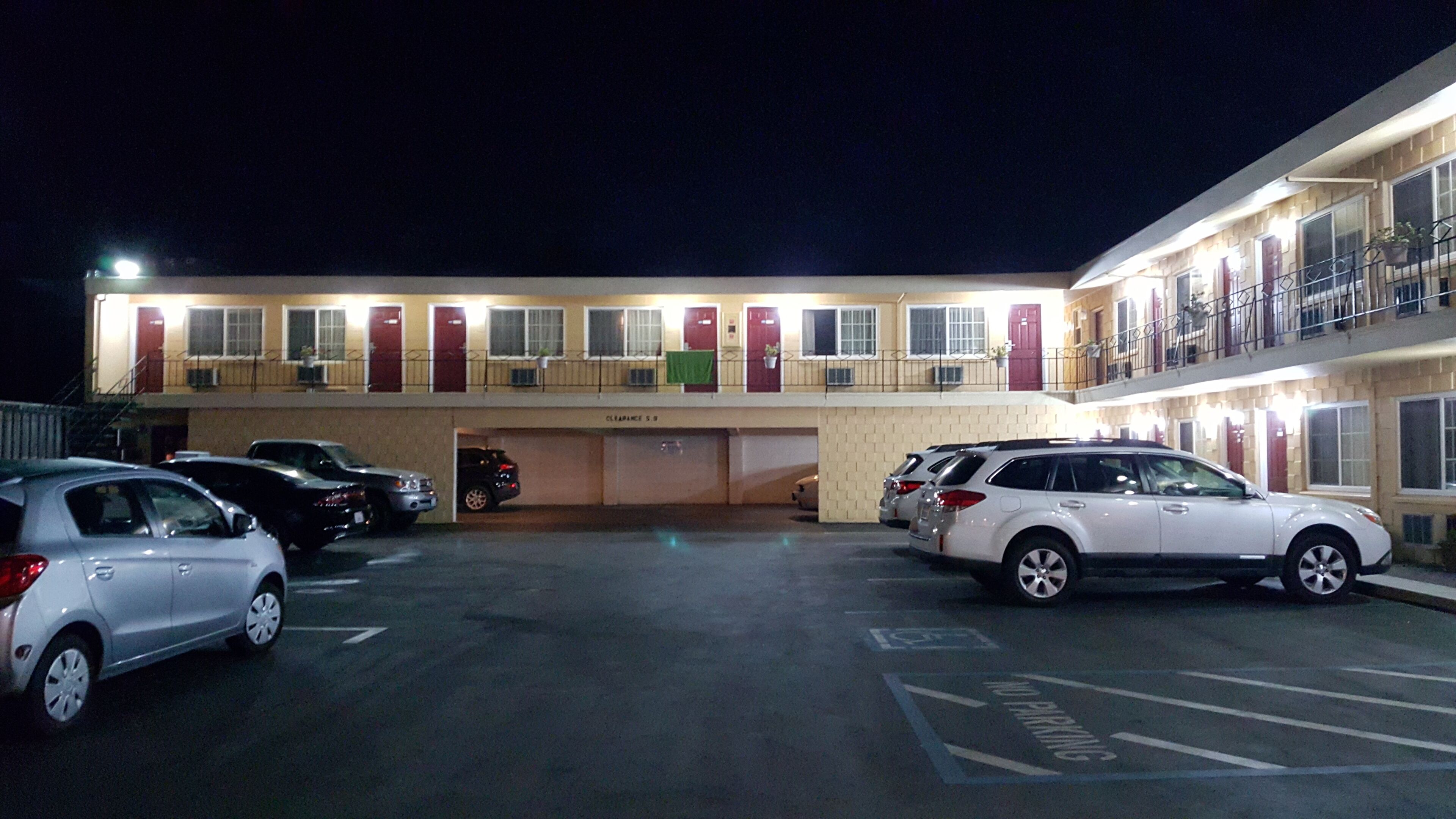 住宿正面
