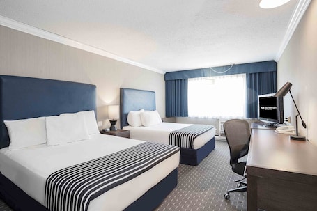 Standard Room, 2 Queen Beds, Kitchenette. Sandman Inn Blue River