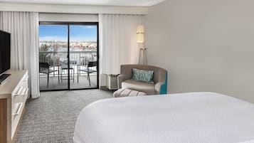 1 chambre, couette en duvet d'oie, surmatelas, bureau
