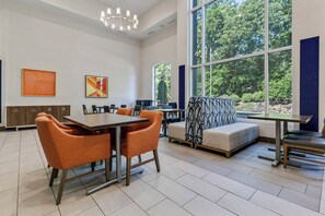 Dagelijks selfservice-ontbijt inbegrepen