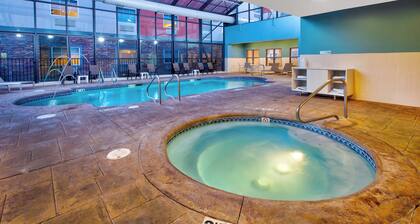 Holiday Inn Express & Suites Absecon-Atlantic City by IHG