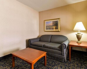 Standard Room, Non Smoking | Premium bedding, pillowtop beds, desk, blackout drapes
