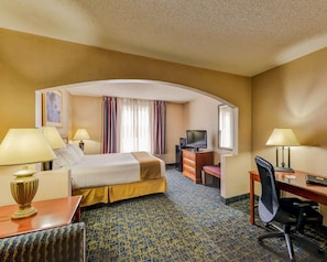 Standard Room, Non Smoking | Premium bedding, pillow-top beds, desk, blackout curtains