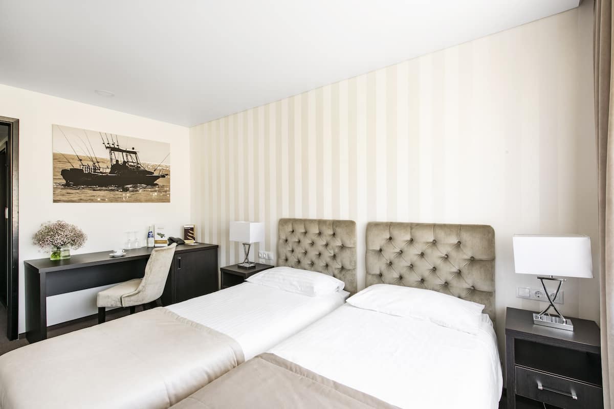 1 bedroom, minibar, in-room safe, desk