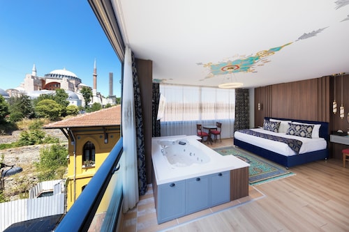 Seven Hills Hotel - Special Class