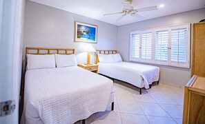 2 bedrooms, premium bedding, in-room safe, desk