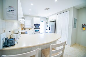 Family Condo, 2 Bedrooms | Private kitchen | Fridge, microwave, oven, stovetop