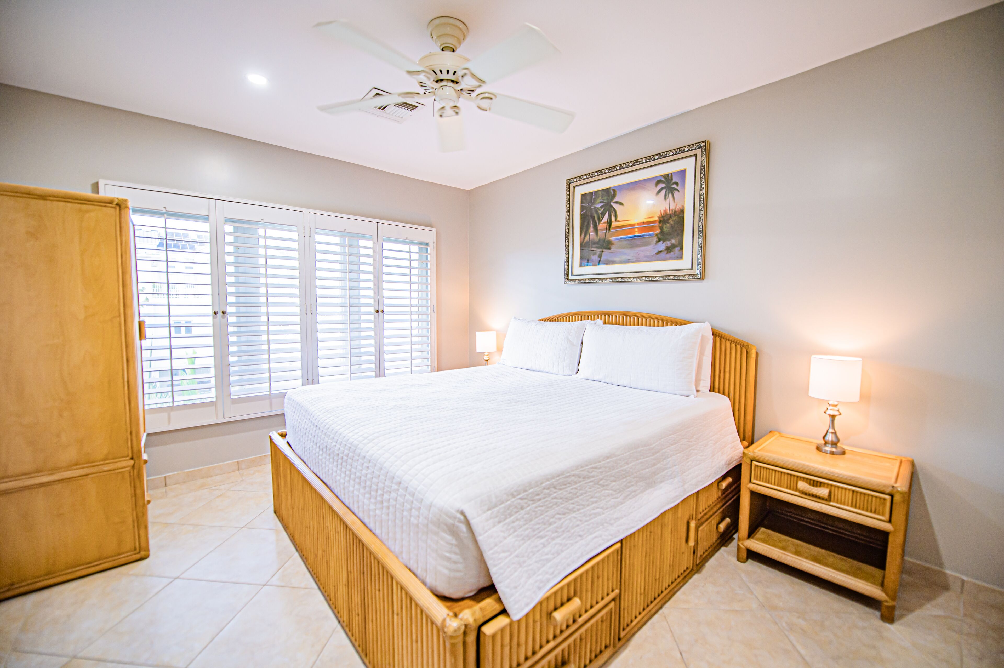 premium bedding, in-room safe, desk, blackout curtains