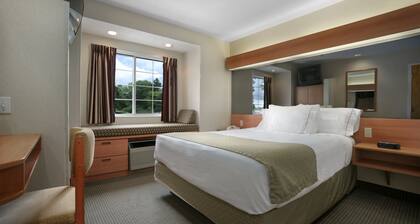 Microtel Inn & Suites by Wyndham Uncasville Casino Area