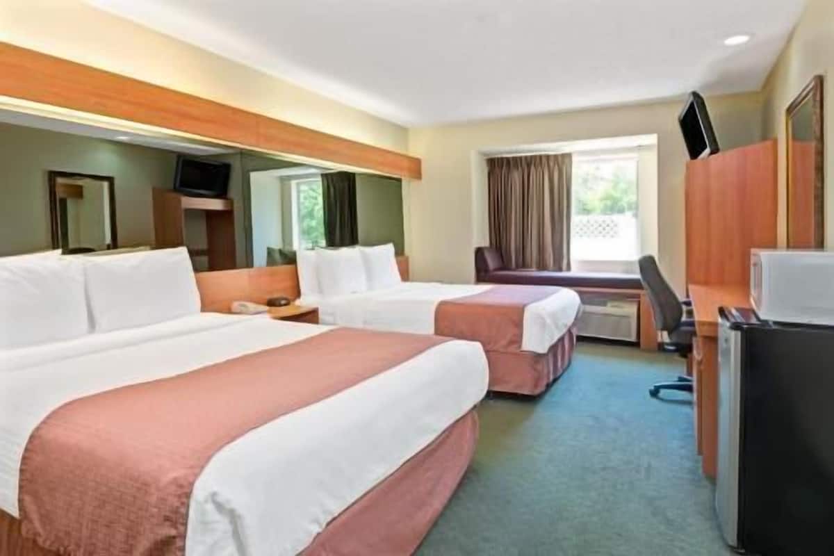 Desk, blackout curtains, iron/ironing board, free WiFi