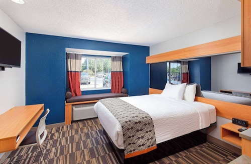 Microtel Inn & Suites by Wyndham Cordova Memphis I-40 East