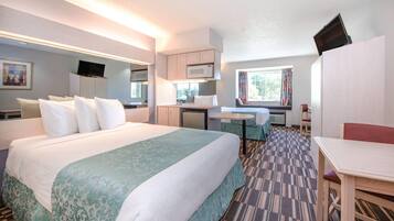 Studio Suite, 2 Queen Beds, Non Smoking | In-room safe, desk, iron/ironing board, free WiFi