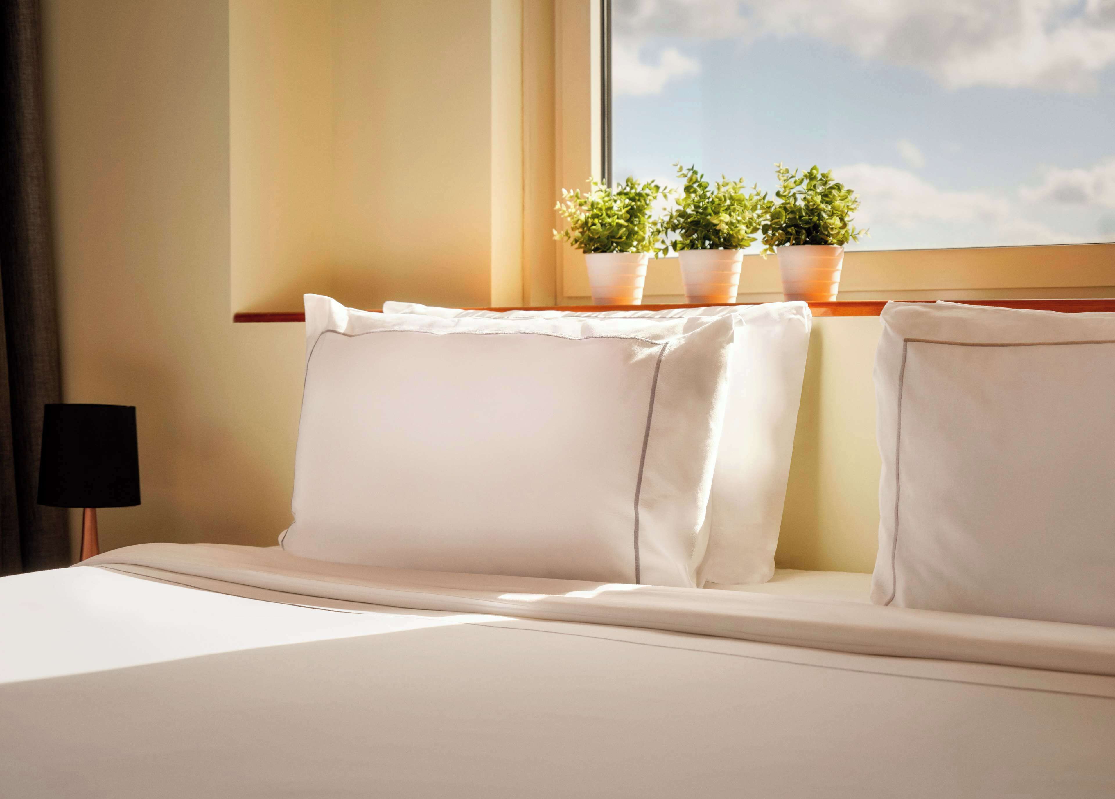 Minibar, in-room safe, desk, soundproofing