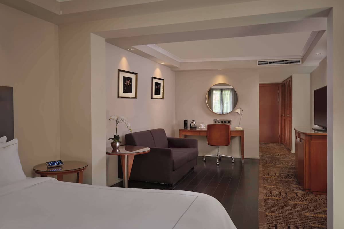 エグゼクティブ ルーム キングベッド 1 台 (Studio) | ミニバー、セーフティボックス (室内)、デスク、防音設備