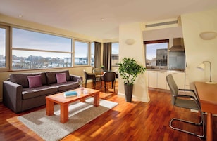 Minibar, in-room safe, desk, soundproofing