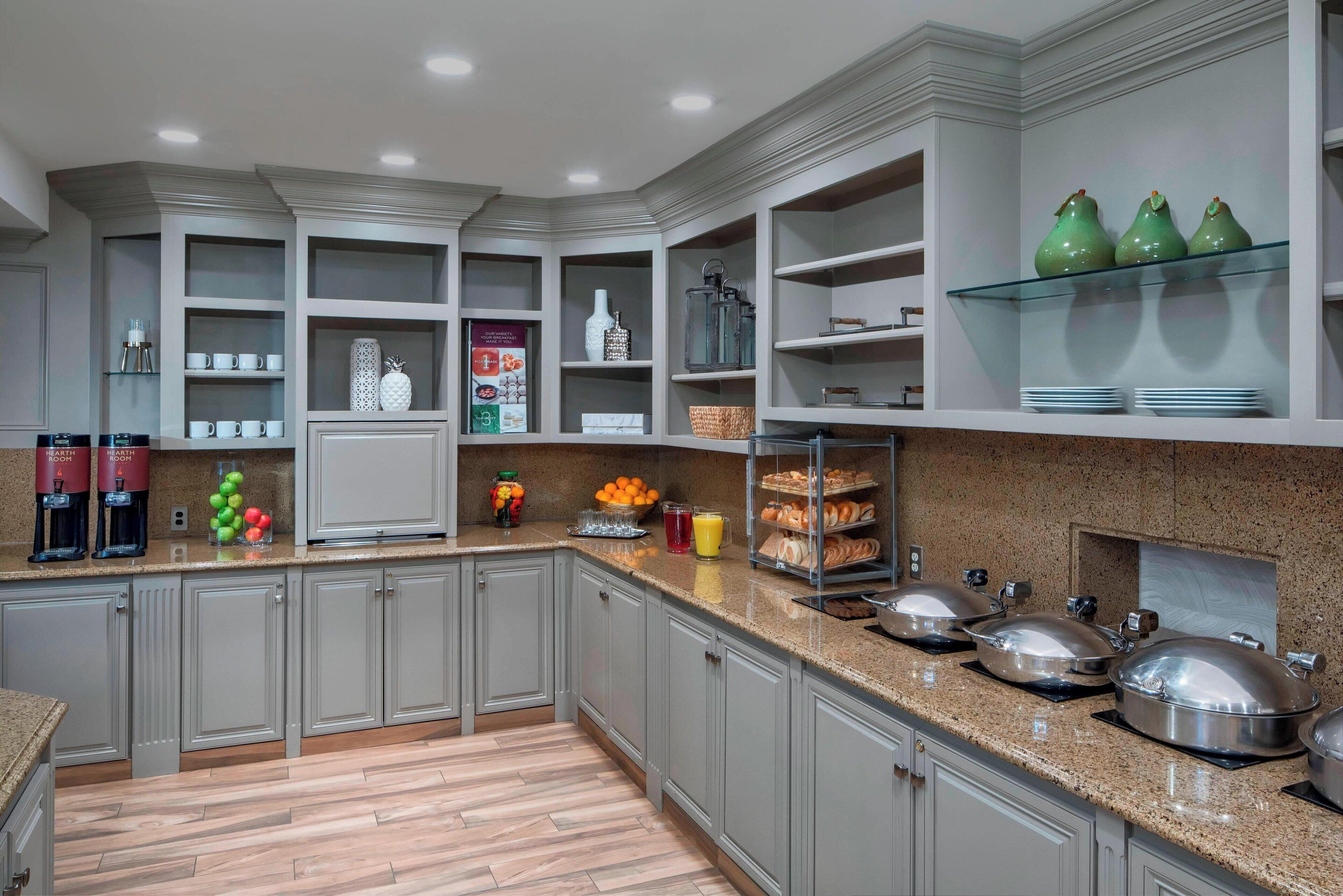 free daily continental breakfast