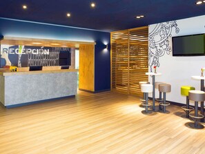 Unclassified image, 2 of 48, button - ibis budget Madrid Alcorcon Móstoles (Alcorcon)