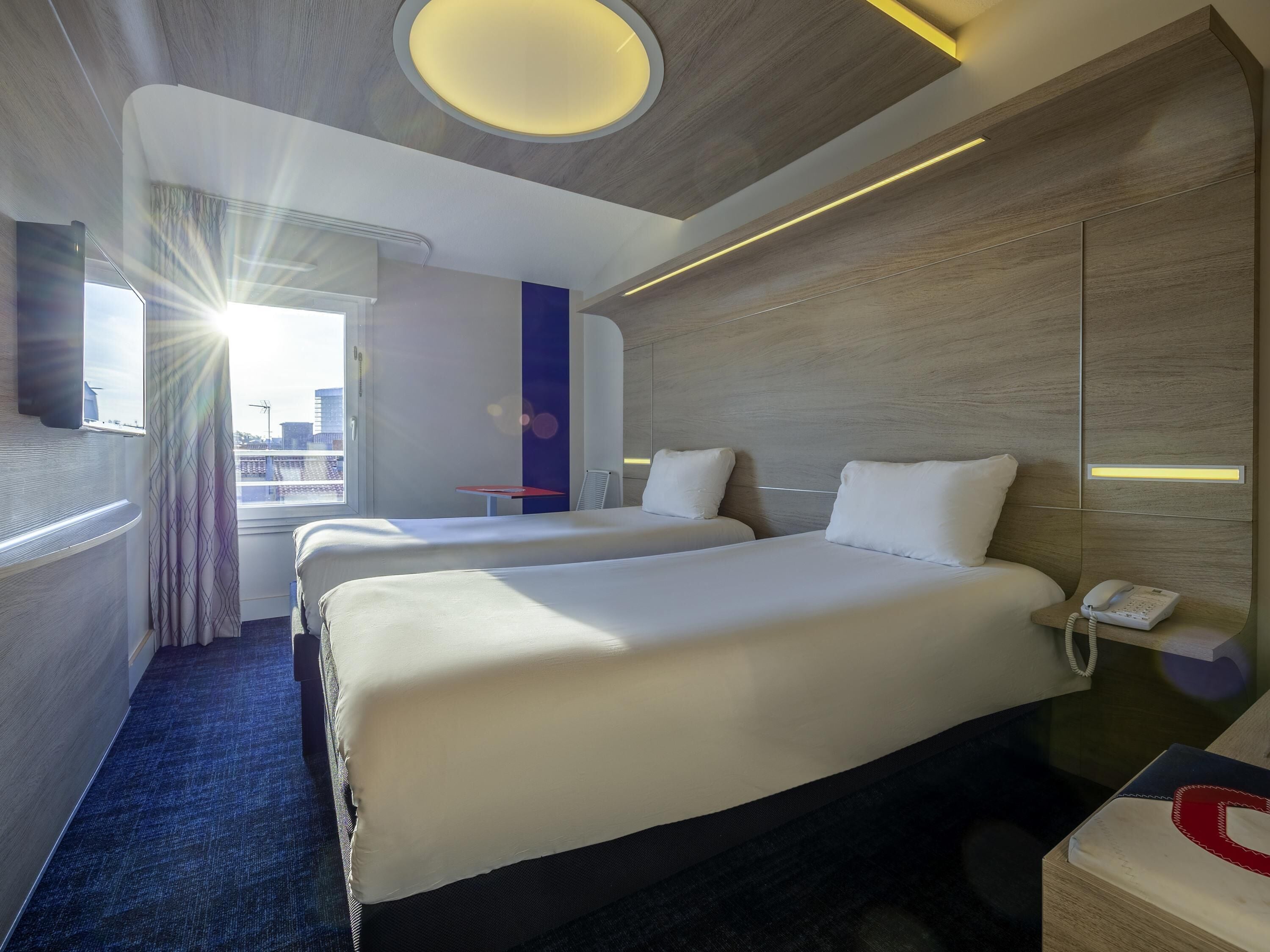 Standard Room, 2 Single Beds
