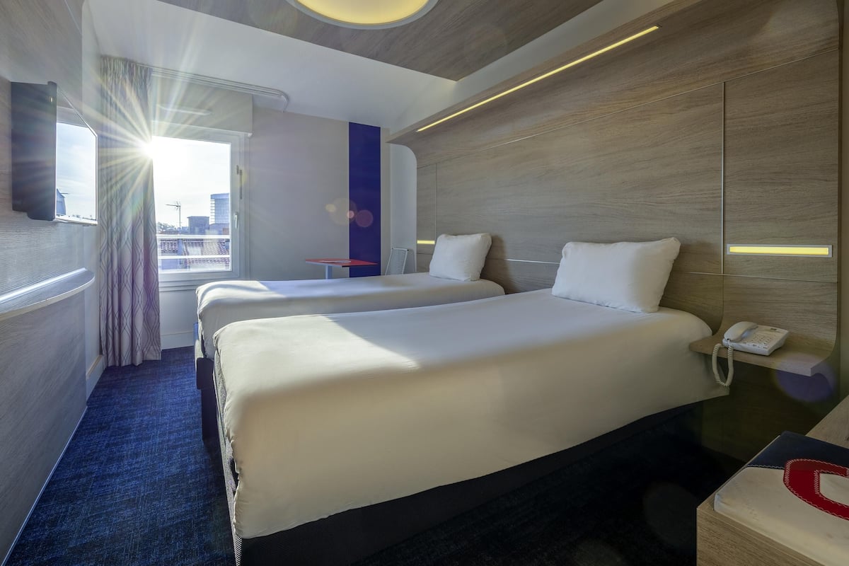 Standard Room, 2 Single Beds