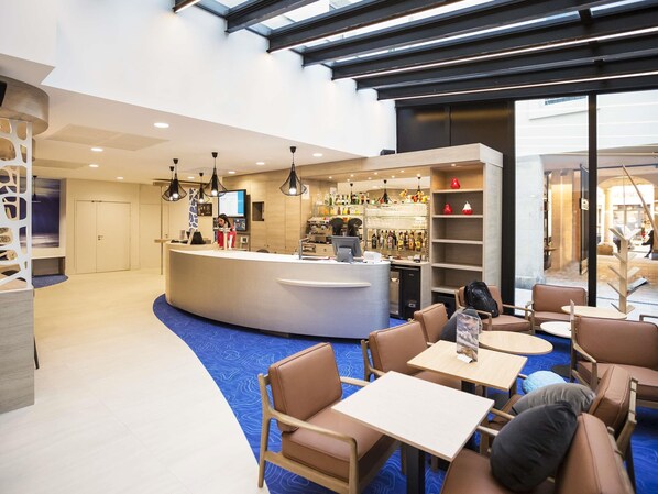 Bar (on property) - ibis Styles La Rochelle Centre Vieux Port (La Rochelle)