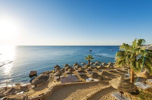 Private beach, beach towels, beach massages, beach bar - Concorde El Salam Hotel Sharm El Sheikh (Sharm El Sheikh)
