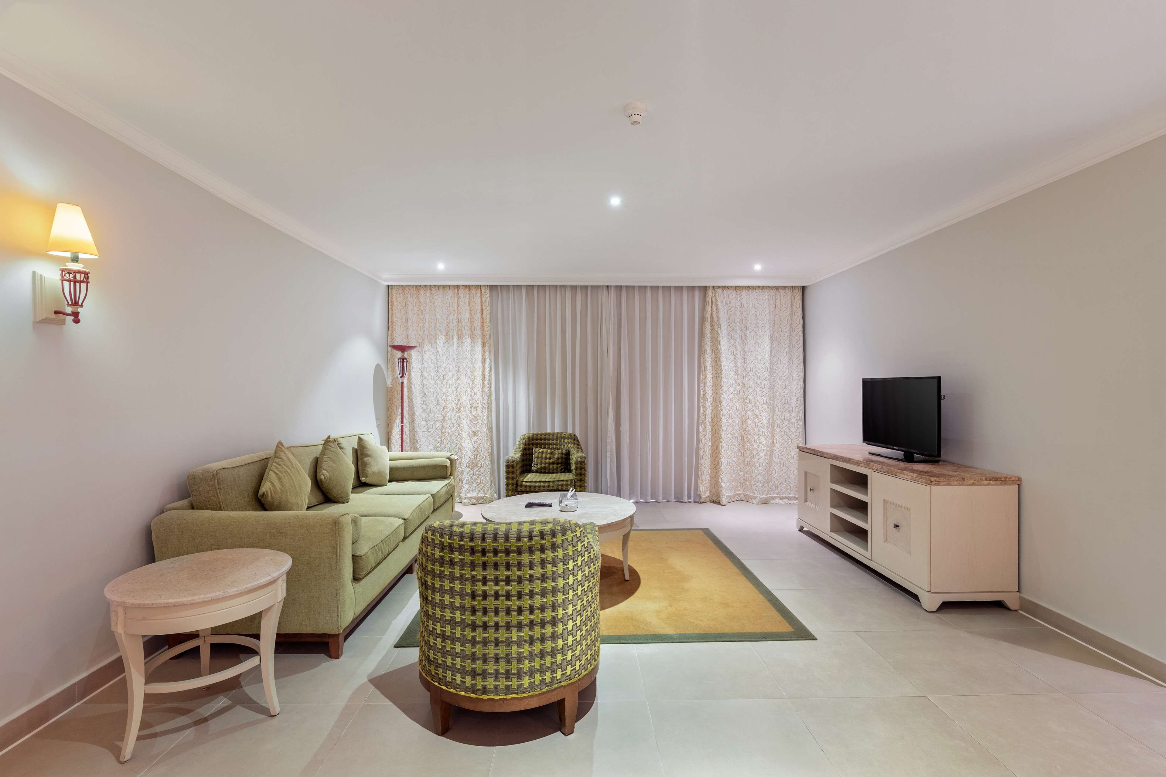 in-room safe, soundproofing, iron/ironing board, rollaway beds