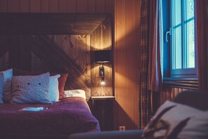 Doppelzimmer | Schreibtisch, Verdunkelungsvorhänge, kostenloses WLAN, Bettwäsche