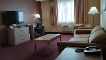 Suite, 2 Bedrooms (with Living Area) | Iron/ironing board, free WiFi, bed sheets, alarm clocks