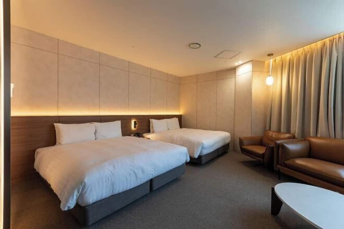 In-room safe, individually furnished, desk, blackout curtains