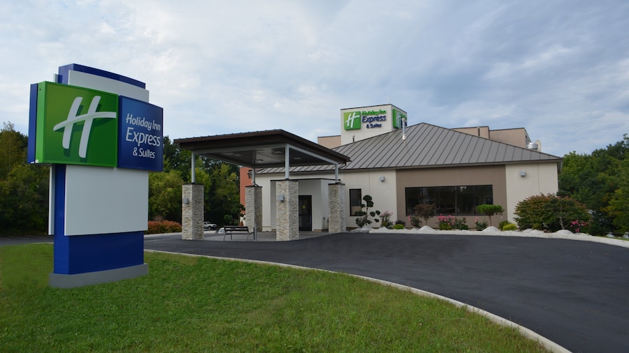 Holiday Inn Express & Suites Waterville - North by IHG