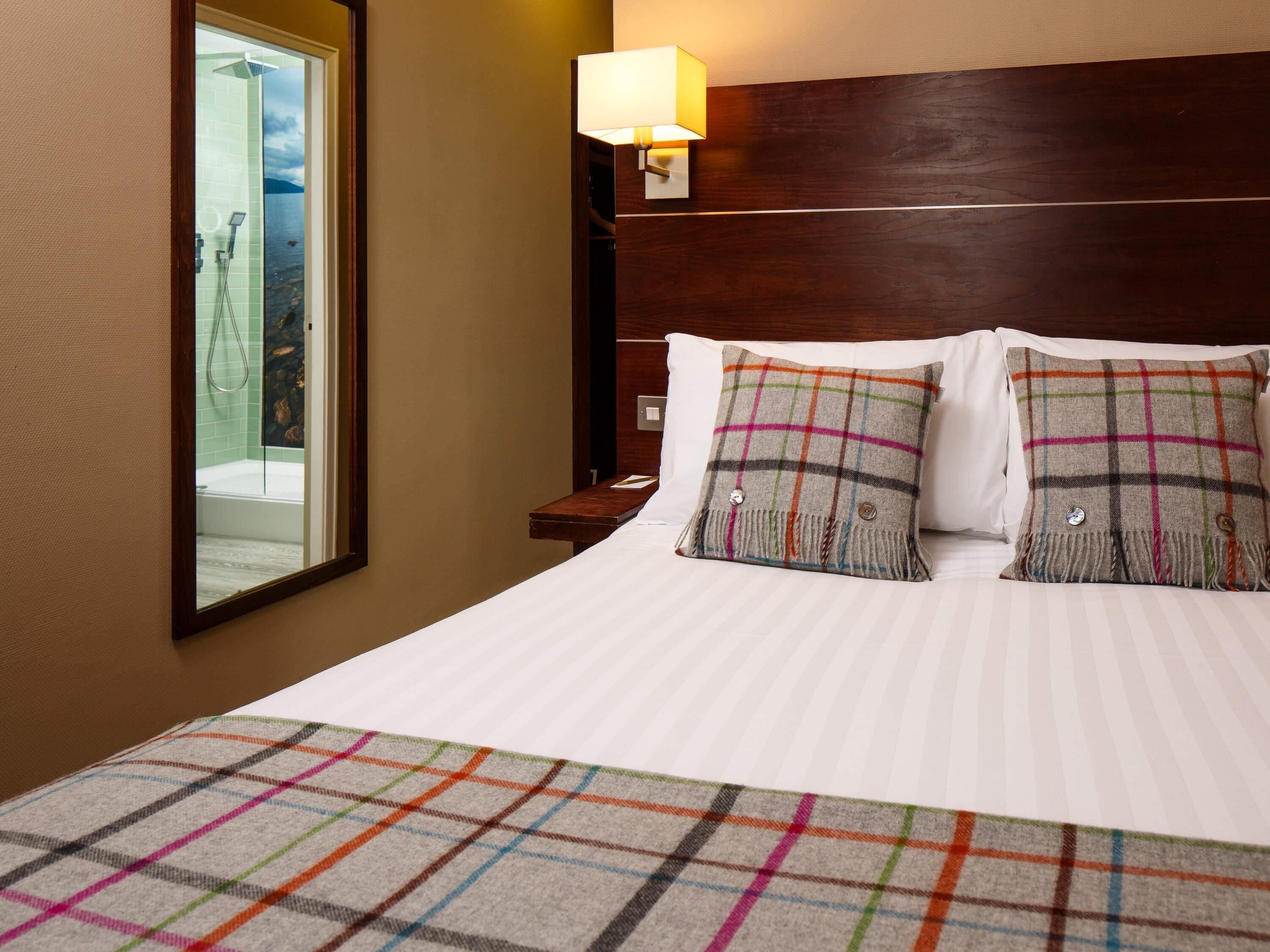 In-room safe, desk, iron/ironing board, free WiFi