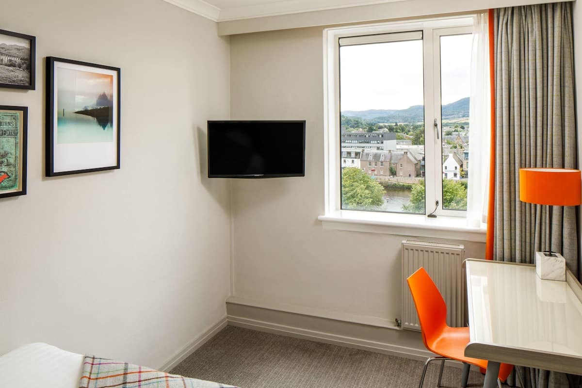 Double Room, 1 Double Bed (Compact) | In-room safe, desk, iron/ironing board, WiFi (free)