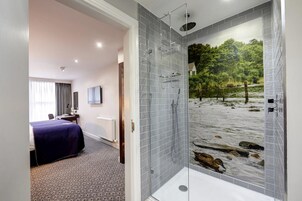 環保梳洗用品、風筒、提供毛巾