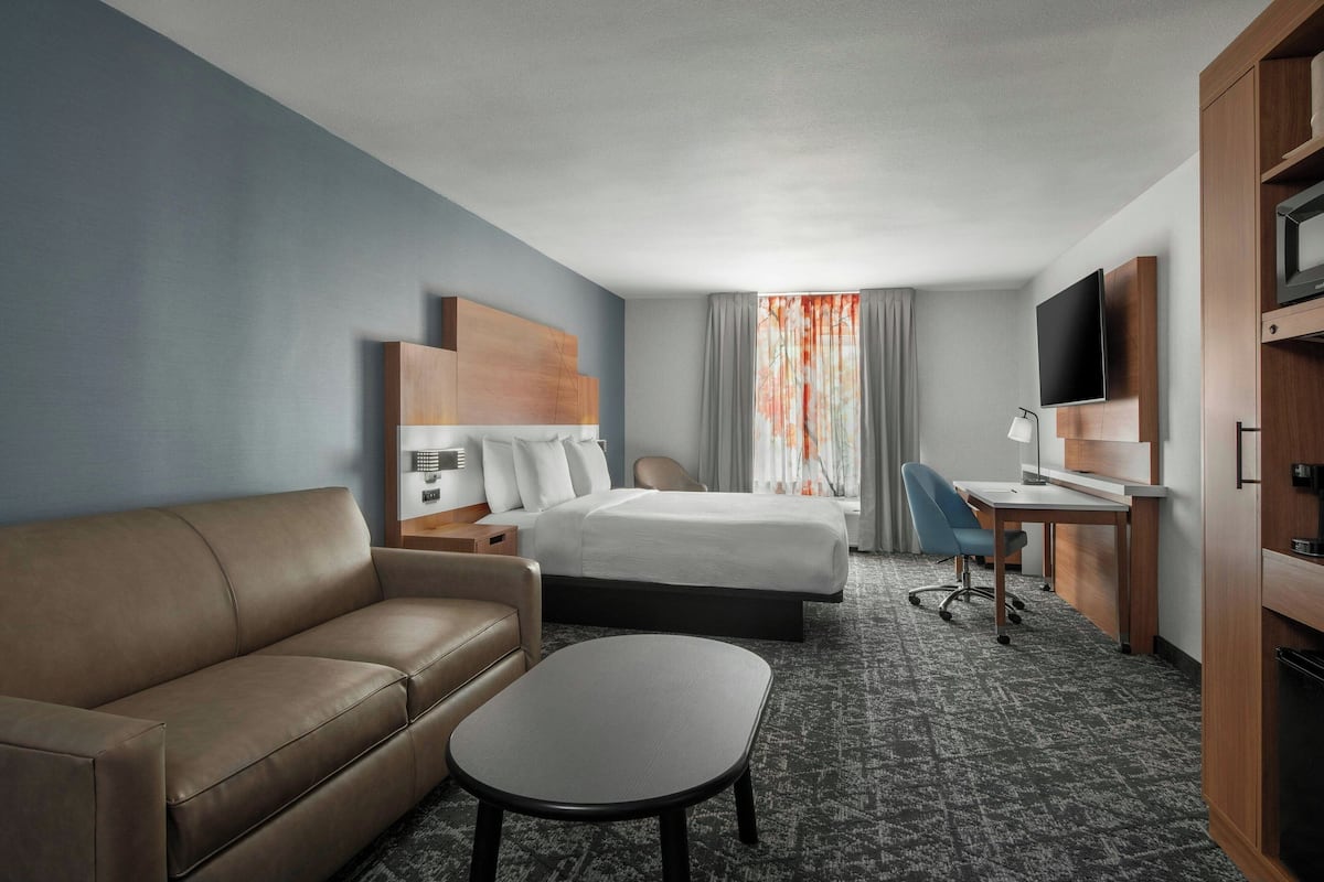 Free cots/infant beds, free WiFi, bed sheets