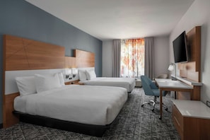 Huone, 2 keskisuurta parisänkyä | Ilmaiset vauvansängyt, ilmainen Wi-Fi, vuodevaatteet