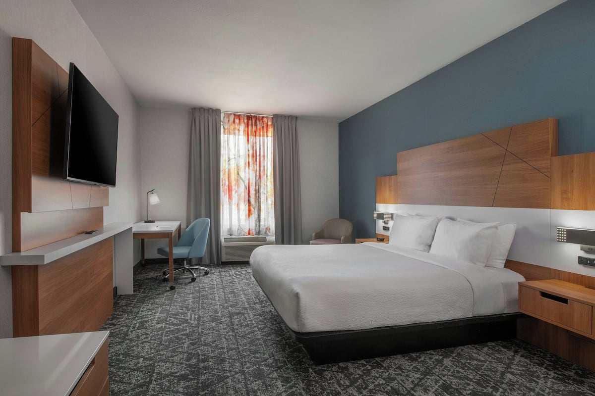 Free cots/infant beds, free WiFi, bed sheets