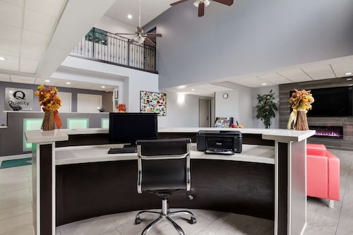 Quality Suites Tulsa I-44