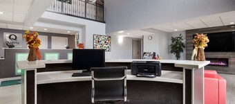 Quality Suites Tulsa I-44