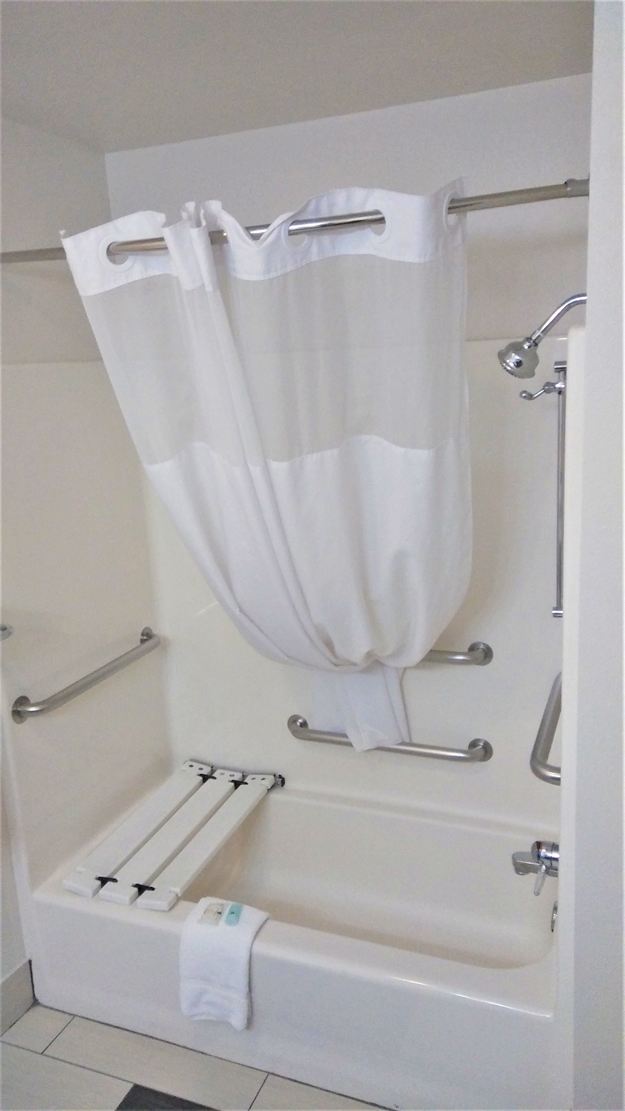 Foto - Quality Suites Tulsa I-44