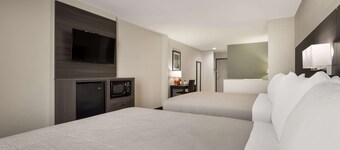 Quality Suites Tulsa I-44