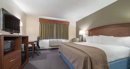 AmericInn by Wyndham Hutchinson